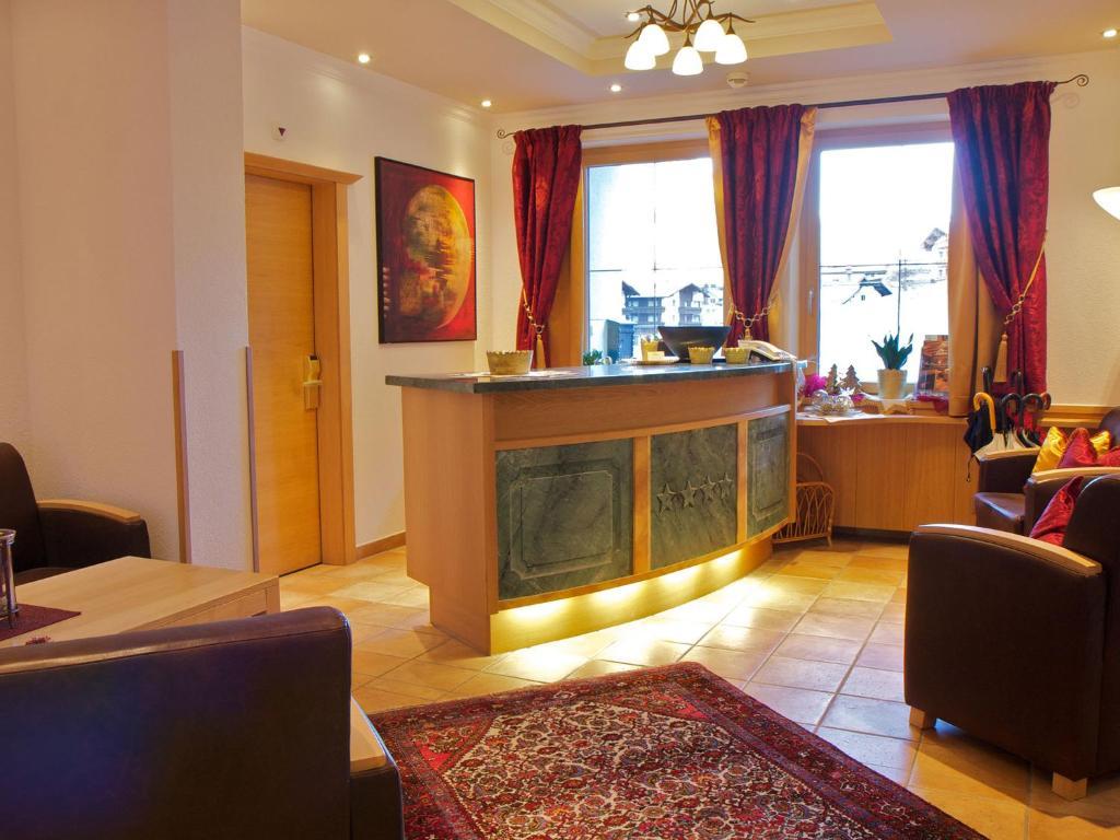 Hotel Garni Angela Ишгъл Екстериор снимка