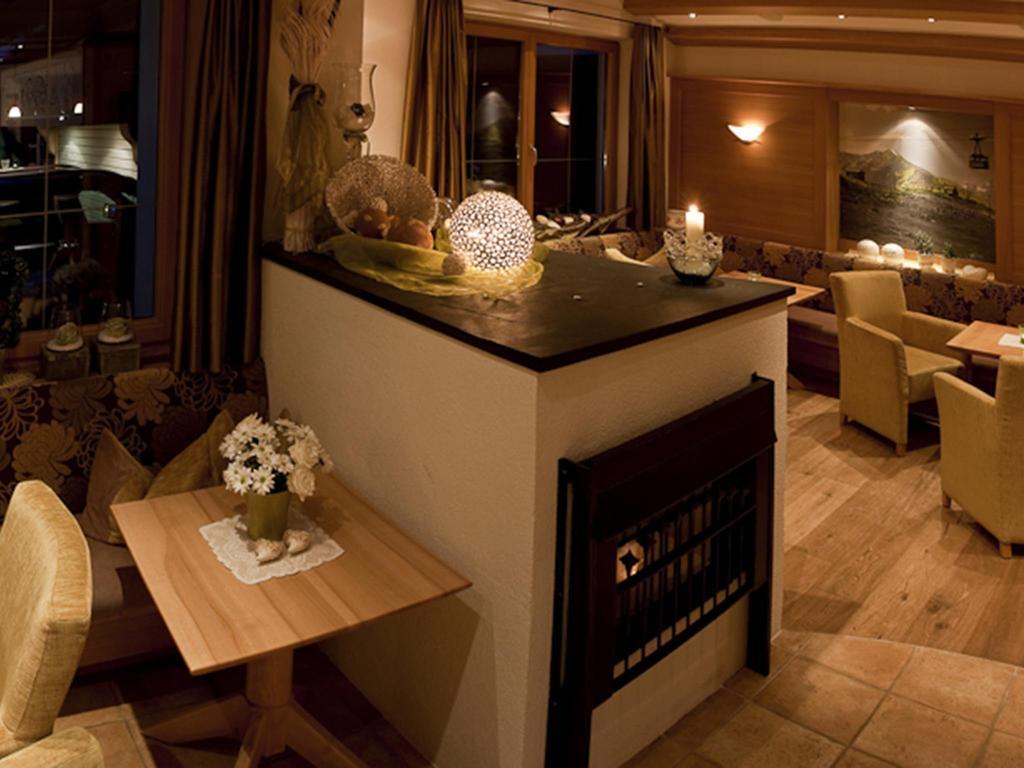 Hotel Garni Angela Ишгъл Екстериор снимка