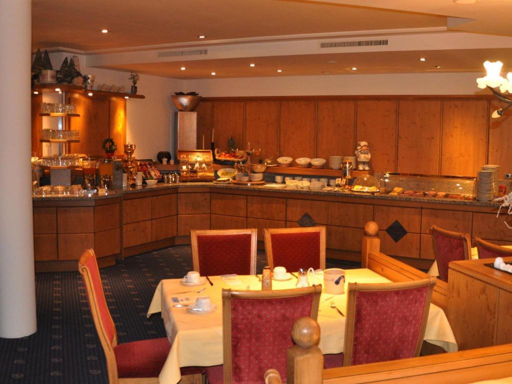 Hotel Garni Angela Ишгъл Екстериор снимка